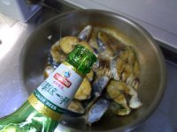 美味鲅鱼炖蒜薹做法图解10)