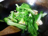 家常菜小白菜炒豆腐做法图解5)