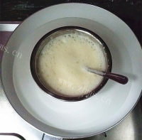 爽口的蔓越莓冰淇淋做法图解6)