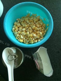 色泽鲜亮的玉米汁做法图解1)