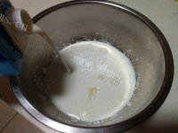 脆皮炸鲜奶的做法图解二