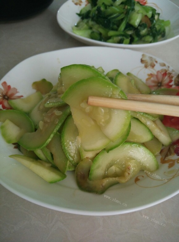 香气浓郁的清炒西葫芦