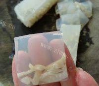 色泽光亮的水晶肉皮冻做法图解11)