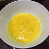 油而不腻的蛋炒饭做法图解1)
