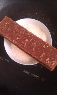 清新可口的自制绿豆饼做法图解3)