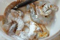 家常菜黄瓜炒虾仁做法图解3)