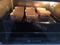 回味无穷的纸杯蛋糕做法图解3)
