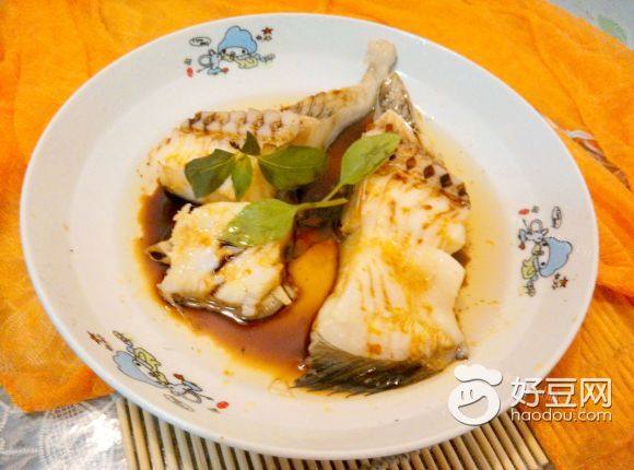 蒸比目鱼