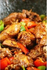 美味的酱焖鸡块