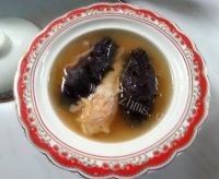 家常海参鸡肉汤