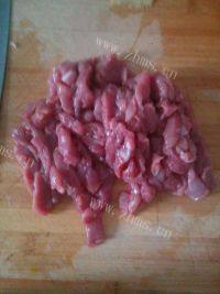 爱美食-红菇瘦肉汤做法图解1)