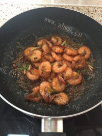 美味的油焖虾做法图解7)