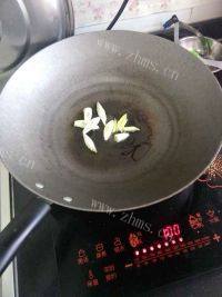 家常菜清炒荷兰豆做法图解3)