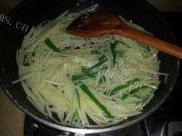 家常菜炒土豆丝做法图解4)