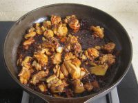 色味俱佳的香菇鸡腿焖饭做法图解10)