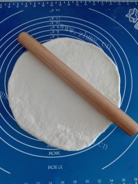 小清新风的意大利香草薄饼做法图解6)