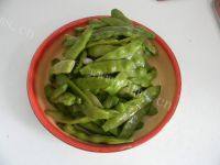 家常菜干煸芸豆做法图解2)