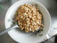 下酒菜麻辣花生做法图解6)