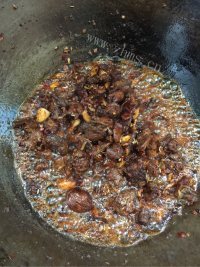 色泽鲜亮的麻辣兔肉做法图解14)