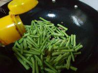 #美味时刻#豆角炒肉做法图解6)