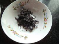 美味的鸡蛋紫菜汤做法图解1)
