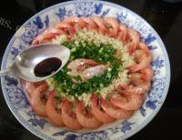 好吃蒜蓉蒸海虾做法图解12)