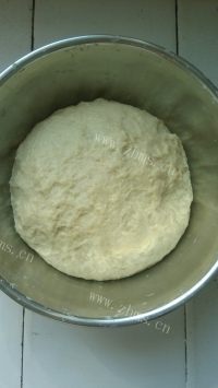 喷香的肉沫包子做法图解6)