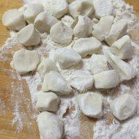 自制豆角素水饺做法图解3)