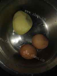 诱人的土豆鸡蛋饼做法图解1)