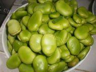 绿色食物清炒蚕豆做法图解2)