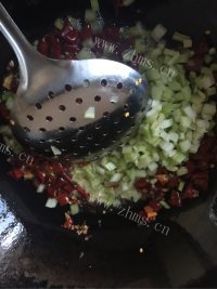 美味的椒盐虾做法图解6)