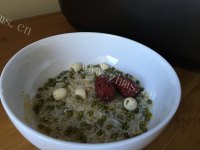 美味的润燥清火粥做法图解1)