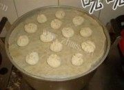 美味的小笼包子做法图解6)