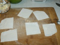 自制飞饼版榴莲酥做法图解3)