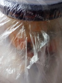 易做的腊八蒜做法图解4)