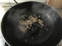 回味无穷的番茄肉酱意大利面做法图解5)