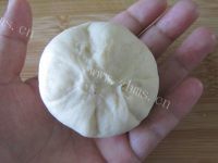自制豆沙小餐包做法图解10)