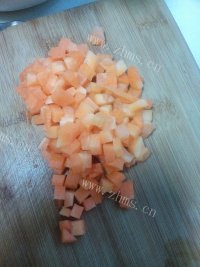 好吃的肘花肠炒饭做法图解1)
