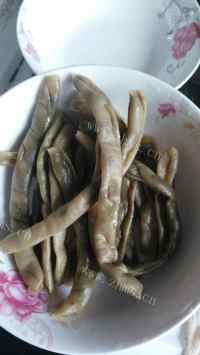 美味的青椒炒酸四季豆做法图解1)