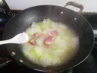 营养的腊肉毛豆子冬瓜汤做法图解8)