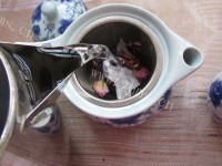 好喝的洛神花冰糖饮做法图解3)
