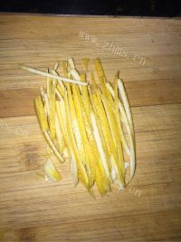 芳香四溢的蜂蜜柚子茶做法图解3)