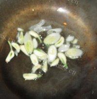 美味的西红柿炒茄子做法图解3)