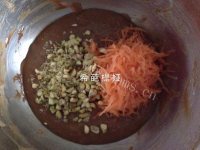 好吃的胡萝卜杯子蛋糕做法图解4)
