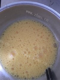芳香四溢的蛋卷做法图解4)