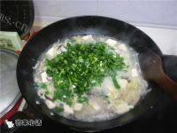 家常菜牡蛎豆腐汤做法图解10)