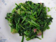 「健康美食」凉拌菠菜做法图解3)