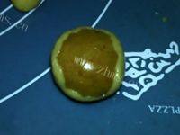 味道好的莲蓉月饼做法图解14)