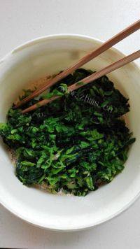 自己做的菠菜蛋饼做法图解2)