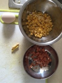 美味的玉米蛋花汤做法图解1)
